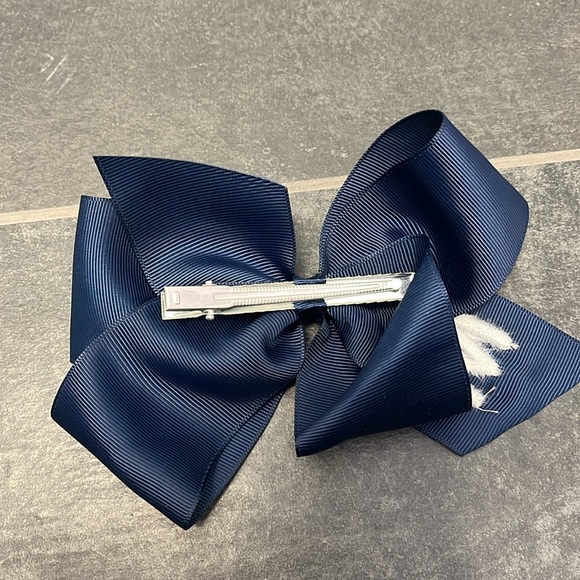 Girls large blue hair bow with embroidered letter “M” - Picture 3 of 3
